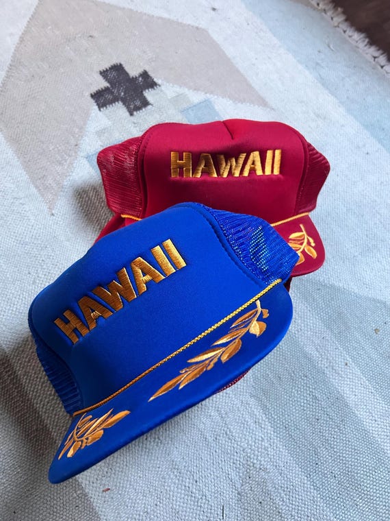 Hawaii 1980s Vintage Red and Blue Trucker Hat - Etsy Canada display picture 1