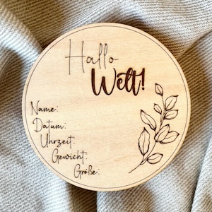 Holzkarte Geburt "Hallo Welt" I Baby Meilensteinkarte zum Ausfüllen I Geschenk zur Geburt, Deko fürs Babyzimmer, Erinnerungsstück aus Holz