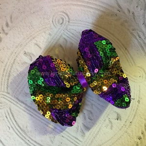 Girls Mardi Gras sequin hairbow image 2