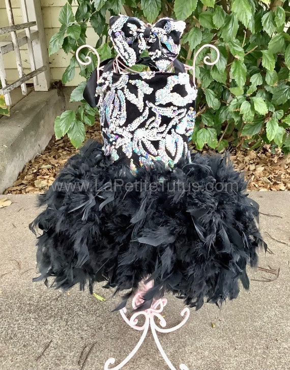girls black velvet dress Lito Red Velvet Bodice Plaid Skirt Girls Christmas Dress 5-10, 8 main image 0