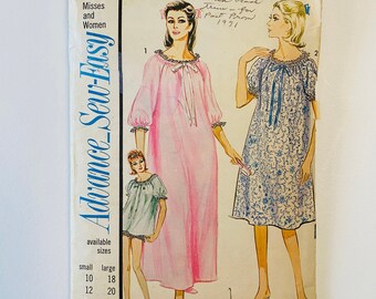 Advance Sewing Pattern 3345 - Sew Easy 3345 - Small - 1950's Ladies Nightgown in two lengths - Shortie Set with Panties  - Sleepwear - PJs