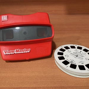 Vintage View-Master 3D Viewer Set: Sesame Street, Camping & Biltmore Reels