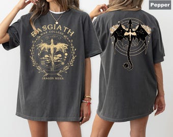 Camiseta de fantasía Dragon Rider Dark Academia con estampado de la Academia Mágica (parte delantera y trasera)