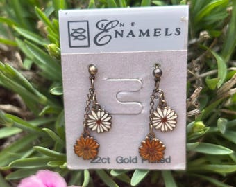 Vintage FNE Enamels Daisy Drop Earrings | 22ct Gold Plated Floral Earrings | Norfolk Lavender Jewellery | Enamel Flower Earrings