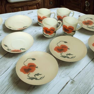 Vintage Wedgwood Cornpoppy Tea & Side Plate Set by Susie Cooper – Bone China Made in England – 12 Piece