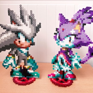 Silver & Blaze - Sprites de Sonic the Hedgehog con cuentas Perler