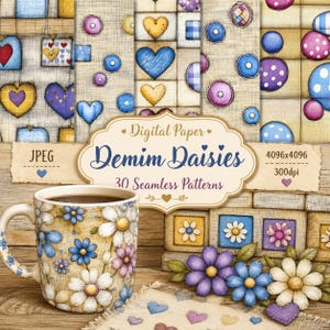 Pode incluir: Uma caneca de cerâmica com um padrão de margaridas azuis, roxas e brancas sobre um fundo bege, em frente a uma coleção de papel digital intitulada Demim Daisies com 30 padrões sem costura, JPEG, 4096x4096 e texto 300dpi.