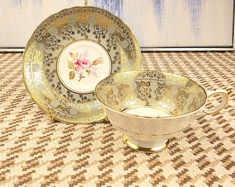 Vintage Paragon Fine Bone China Teacup & Saucer Set - Elegant Gold Trim- Made in England