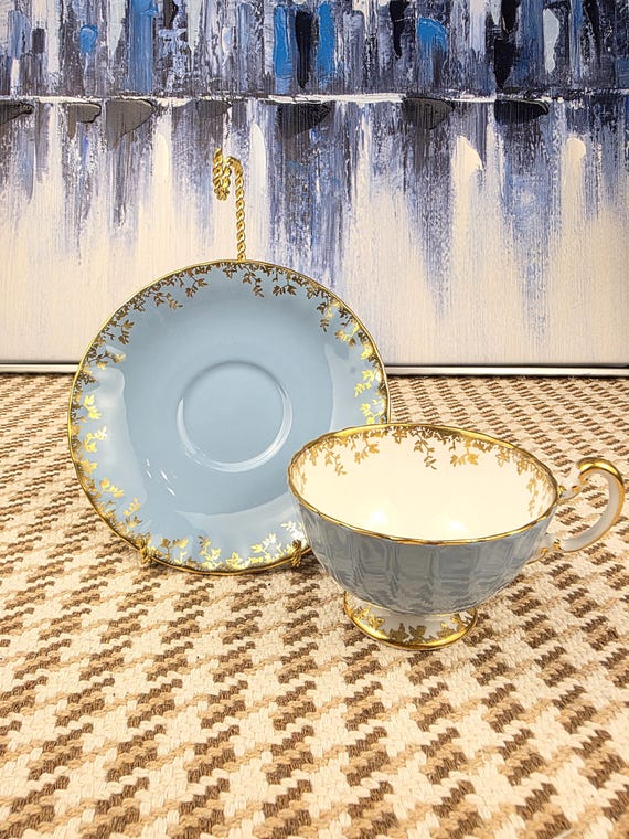 Taza de té y platillo vintage Aynsley de porcelana azul: vajilla