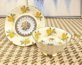 Elegant Paragon Vintage Bone China Teacup and Saucer Set - Made in England