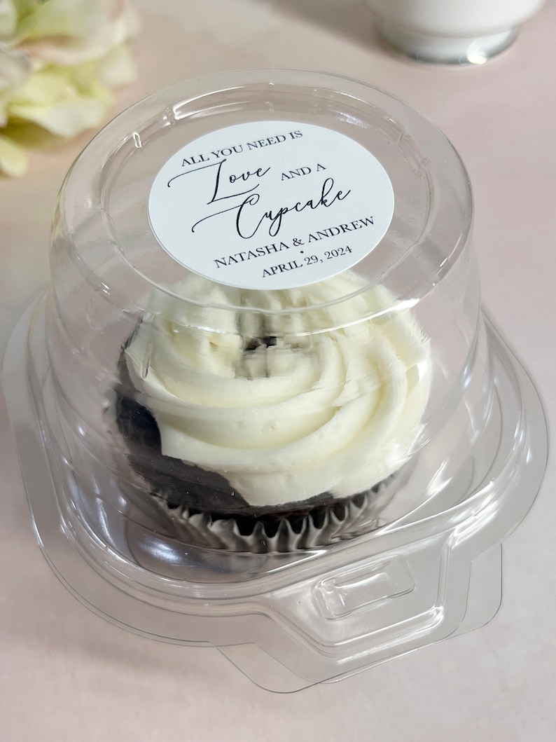 Wedding Cupcake Container with Personalized Stickers Plastic Take Home Cupcake Boxes Modern Minimal Cupcake Wedding Boxes