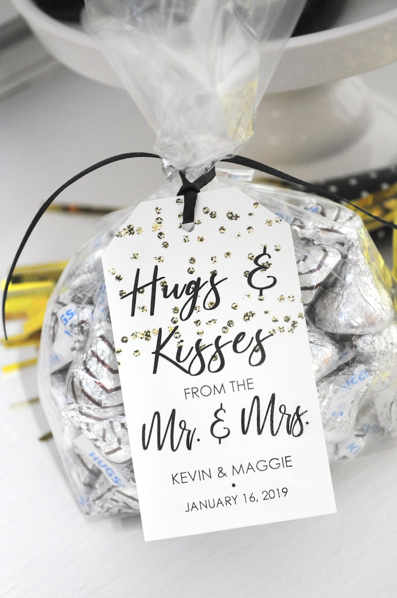 Hugs and Kisses Mr. &amp; Mrs. Wedding Favors Wedding Favor Tags | Etsy