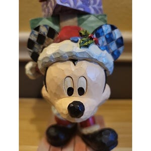 Walt Disney Showcase Jim Shore Enesco Mickey Mouse Here Comes Old St Mick Figure image 6
