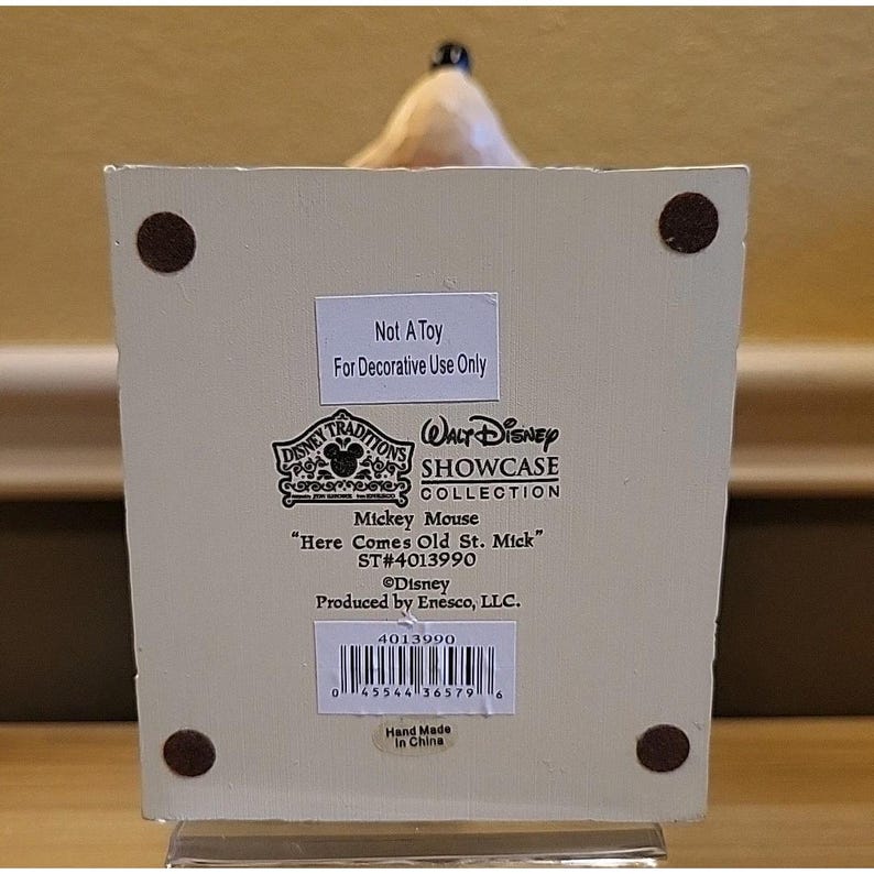 Walt Disney Showcase Jim Shore Enesco Mickey Mouse Here Comes Old St Mick Figure image 8