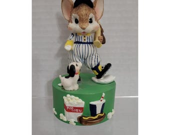 Mouse Capers Baseball Music Box San Fransisco Music Box Co 1994, Good Condition