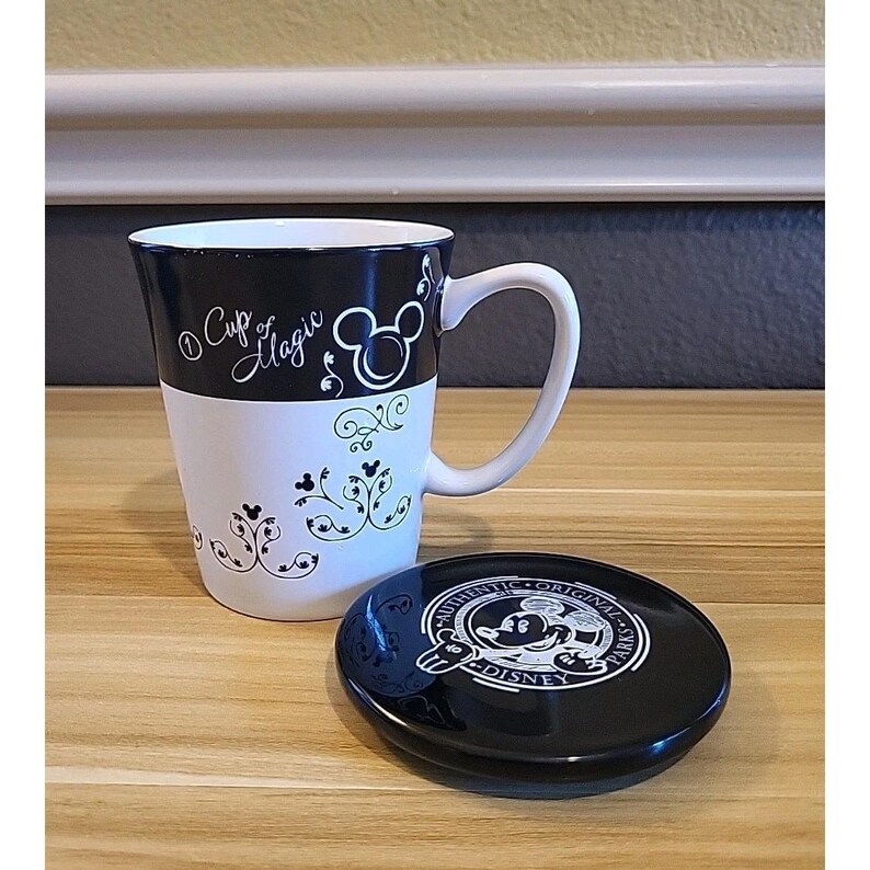 Tazza da caffè "Cup Of Magic" con coperchio di Topolino dei parchi Disney immagine 3