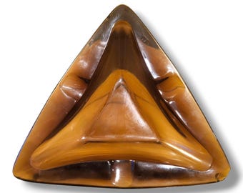 Vintage Mid-Century Modern Purple Amethyst Triangle Glass Ashtray Pre-owned