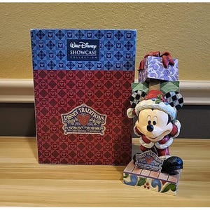 Walt Disney Showcase Jim Shore Enesco Mickey Mouse Here Comes Old St Mick Figure image 11