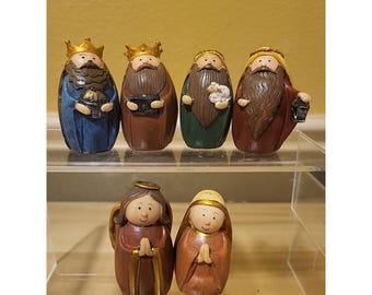 Nativity Set 6 Pieces (4) Wise Men & (2) Angels, Pre-Owned