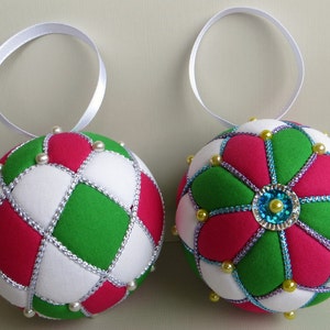 Christmas Ornament Tutorial DIY No Sew Harlequin image 6