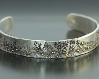 Bracelet manchette en argent, Bracelet en argent et en or, Bracelet abeille, Bijoux personnalisés pour les amoureux des animaux, Cadeau d’apiculteur, Bracelet floral