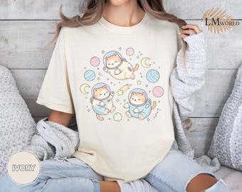 Comfort Colors® Cats In Space Shirt, Cute Astronaut Cat Tee, Retro Galaxy Graphic T-Shirt, Funny Cat Lover Gift, Space Cats Kawaii Shirt