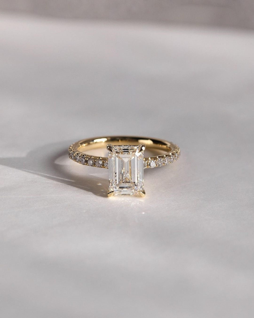 3 CT Emerald Cut Engagement Ring, Colorless Moissanite Diamond Ring ...