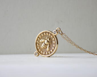 Bee medallion necklace