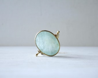 Aquamarine spinner ring