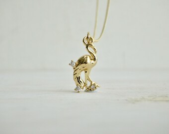 Elegant flamingo charm necklace