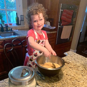 Handmade Doll Aprons and matching Girl and Mom Aprons! Makes a great Christmas, Birthday or Mother&#39;s Day gift      !
