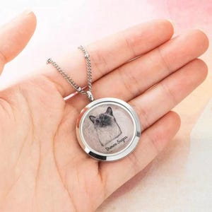 Personalized Pet Memorial Locket with Fur, Photo & Name – Custom Pet Keepsake Necklace Gift for Pet Mom or Pet Loss Remembrance