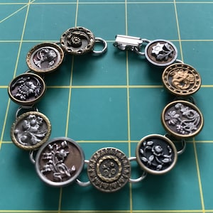 c1800s Picture Button Bracelet