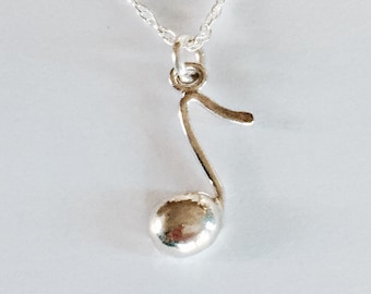 Dainty Eighth Note Necklace