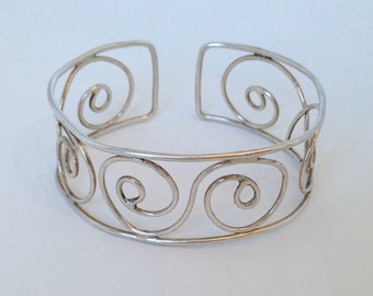 Spiral Design Manschette Armband