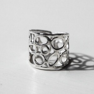 Circles Wide Band Adjustable Ring