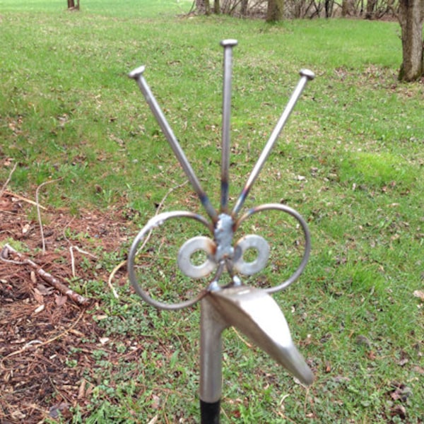 Golf Iron Garden stake, recycled garden art, golfer gifts, golf yard decorations