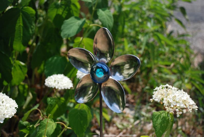 5 Spoon Recycled Flower Garden Stake Art Sculpture image 2