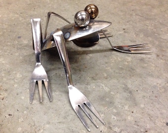 Frog Recycled Garden Art upcycle kitchen utensils