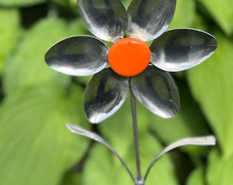 6 Spoon recycled Flower Garden Stake Art Sculpture