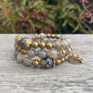 Natural Labradorite Beauty - Memory Wire Bracelet