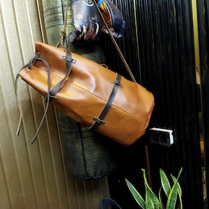 Genuine Cowhide Leather Motorcycle Luggage Bag – Full Grain Leather Travel Duffel, Cabin Bag, Duffle Bag, Weekender Camp Bag, Gift for Him.
