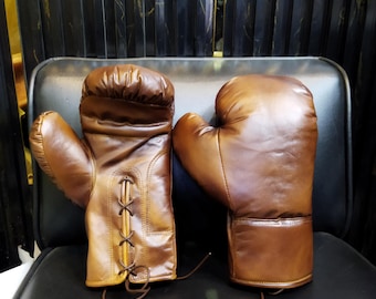 Vintage Style Leather Boxing Gloves: Sparring, Punching Bag, MMA