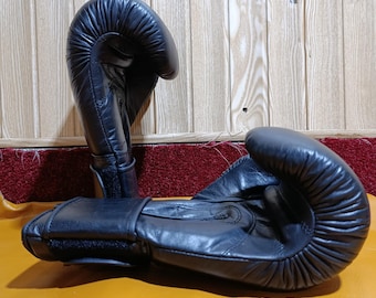 Jet Black Leather Boxing Gloves: Sparring & Training, Cowhide, Eva Foam