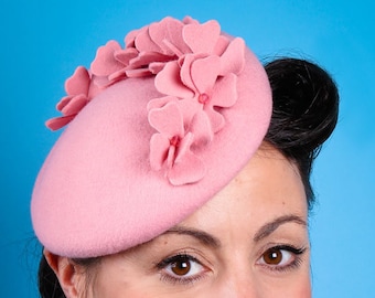 Pink retro flower hat | 50s style pink hat | formal hat | ladies hat | wedding hat | vintage style | baby pink | Ascot hat
