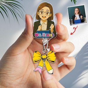 Porta badge avvolgibile personalizzato per insegnante con ritratto e nome, porta badge personalizzato con foto, porta badge avvolgibile per ufficio per infermiere e insegnanti in stile cartone animato, regalo