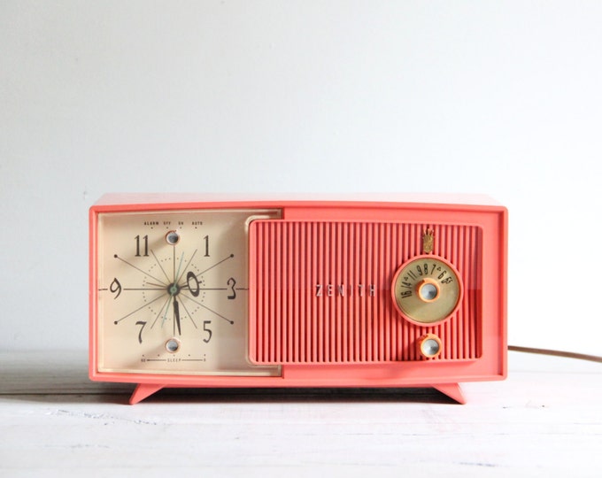Vintage Mid Century Radio Clock Etsy