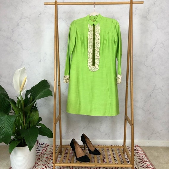 Vintage 60s Size S/M Green Ruffle Velvet Mock Neck