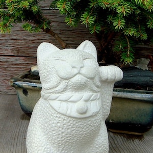 Maneki Neko Lucky Cat Japanese Bobtail Garden Sculpture by Tyber Katz image 1