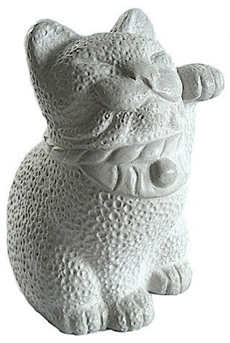 Maneki Neko Lucky Cat Japanese Bobtail Garden Sculpture by Tyber Katz image 3